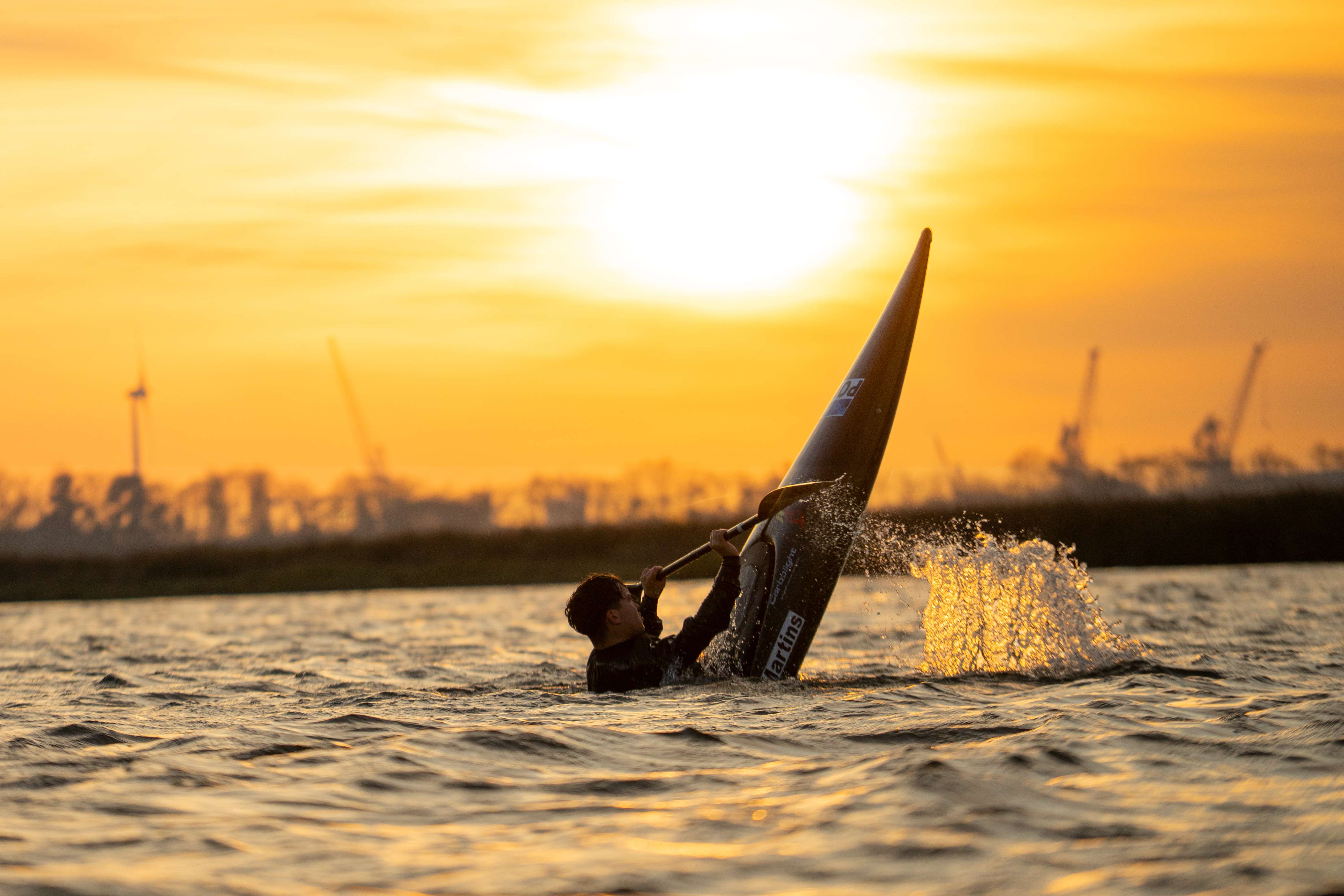 Canoagem ao por do sol